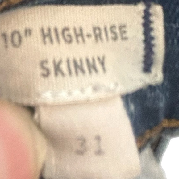 Madewell | 10” Eco High Rise Skinny Jean - Picture 6 of 10